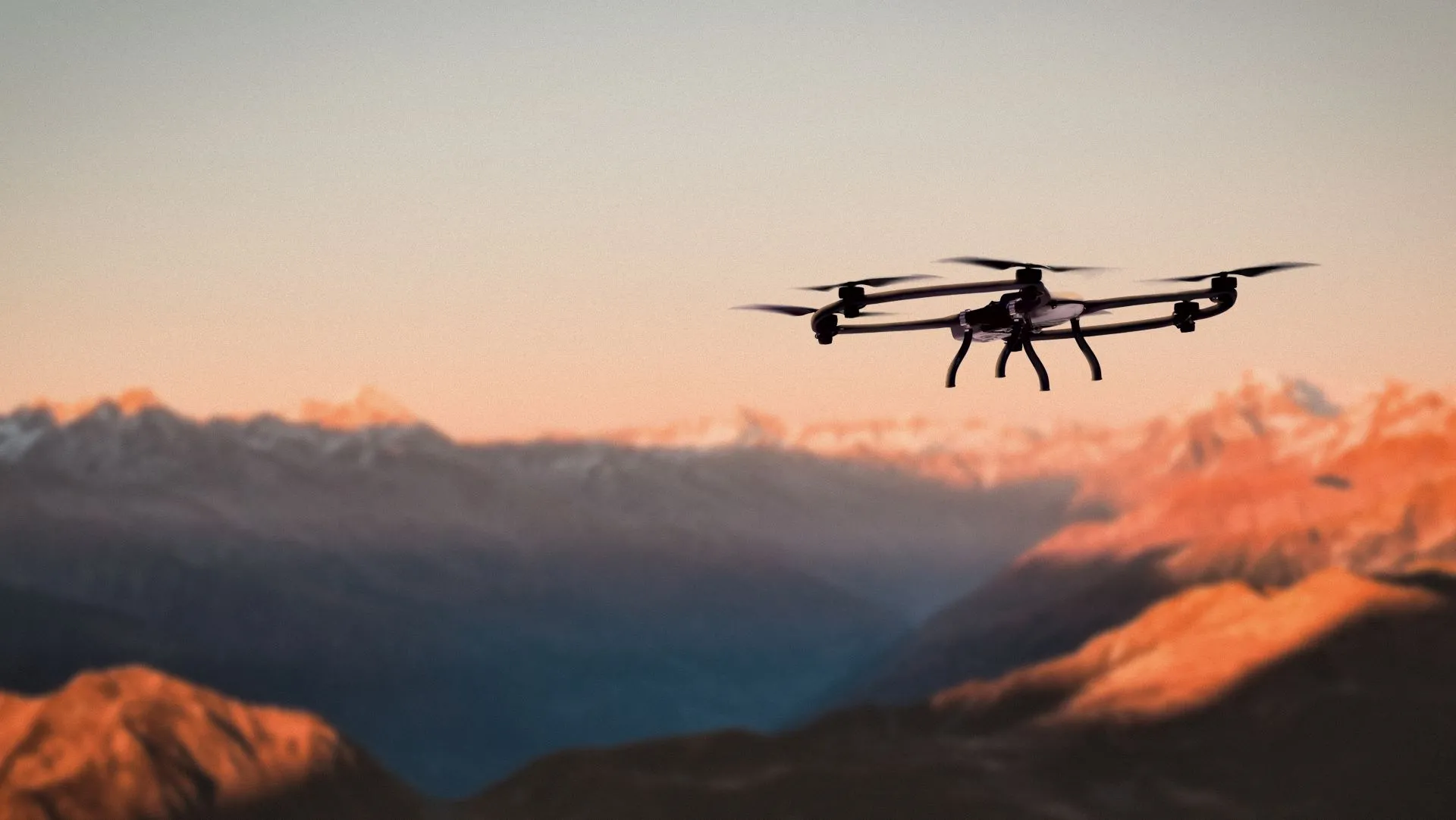 士盟科技-部落格-成功案例-圖2：Mishra認為，3DEXPERIENCE平台將是Raphe未來規模化發展的關鍵基石。